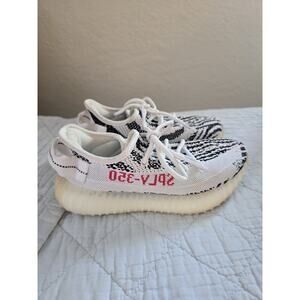 Adidas Men's Yeezy Boost 350 V2 'Zebra' Streetwear (CP9366) Size 6 US